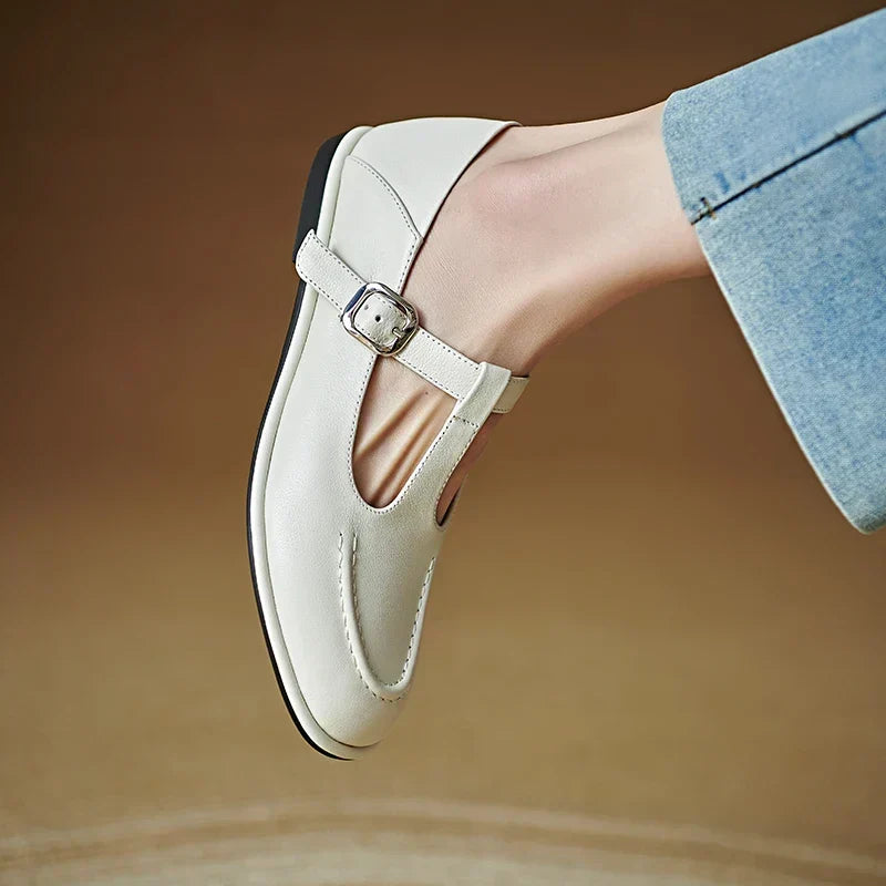 Selvana | Low Heeled Pumps